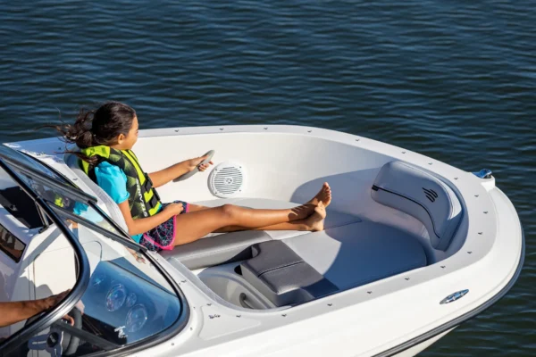 BAYLINER VR4A BoatServiceEstonia