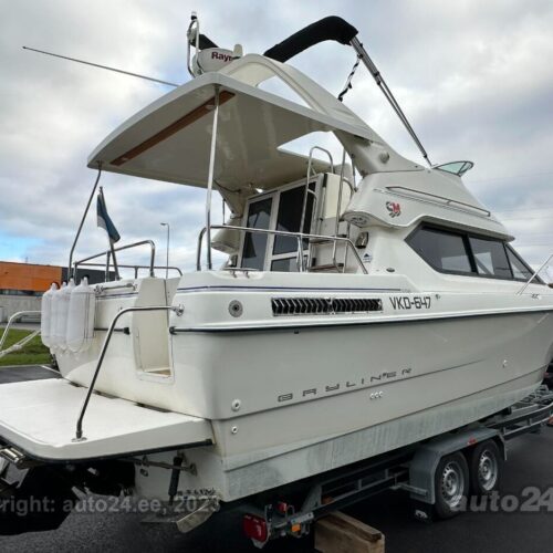 Bayliner 288CB 224kW - Kalastuspood OÜ