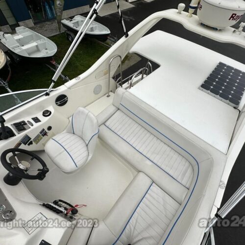 Bayliner 288CB 224kW - Kalastuspood OÜ