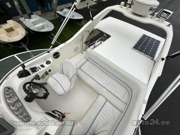 Bayliner 288CB 224kW - Kalastuspood OÜ