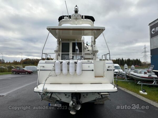 Bayliner 288CB 224kW - Kalastuspood OÜ