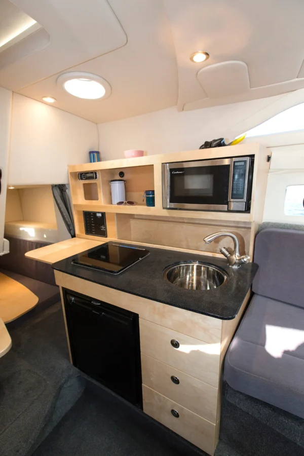 Bayliner Ciera8 BoatServiceEstonia