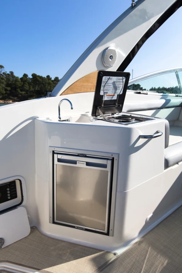 Bayliner Ciera8 BoatServiceEstonia