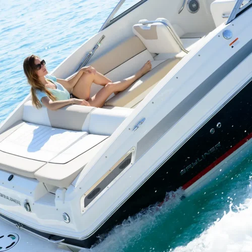 Bayliner 742R inboard engine -Boatservicesestonia