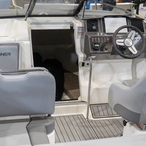 Bayliner VR5CE cuddy inboard engine boatservicesestonia
