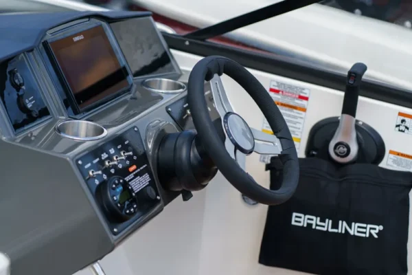Bayliner VR5CE cuddy inboard engine boatservicesestonia