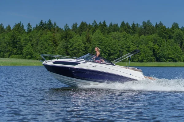 Bayliner VR5CE inboard engine boatservicesestonia