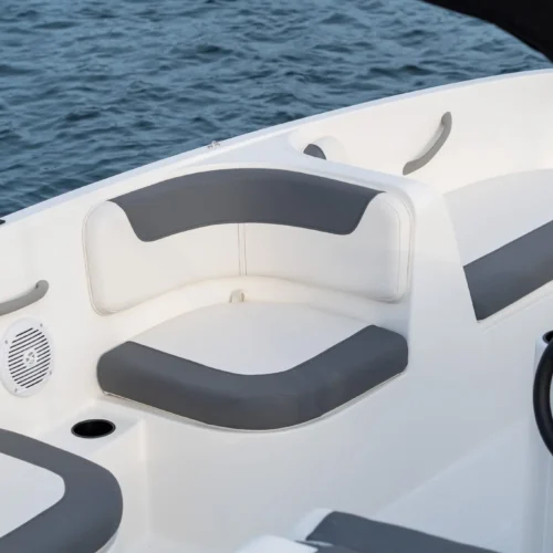 Bayliner Element E16