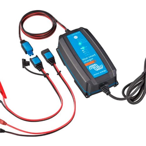 VICTRON 24V 13A IP65 AKULAADIJA