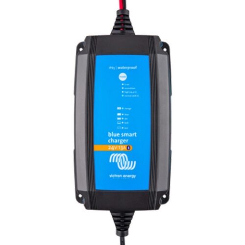 VICTRON 24V 13A IP65 AKULAADIJA