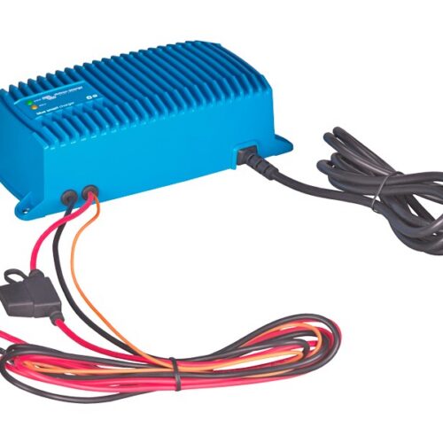 Victron 12V 17A IP67 AKULAADIJA (Bluetooth)